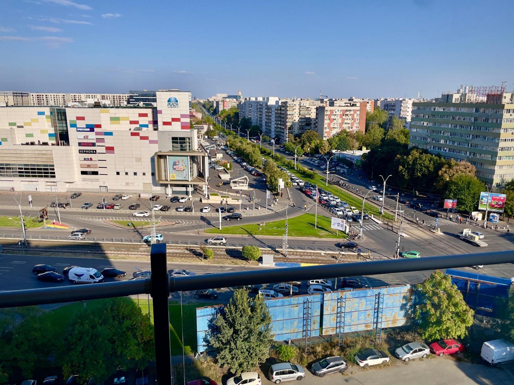 Piazza Vista - Granvia Park Apartment Bukares Bagian luar foto